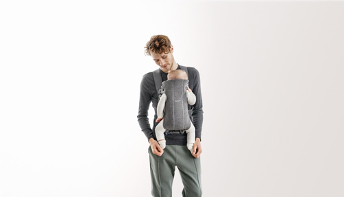 BABYBJORN MINI 3D Jersey – nosidełko, Ciemny Szary
